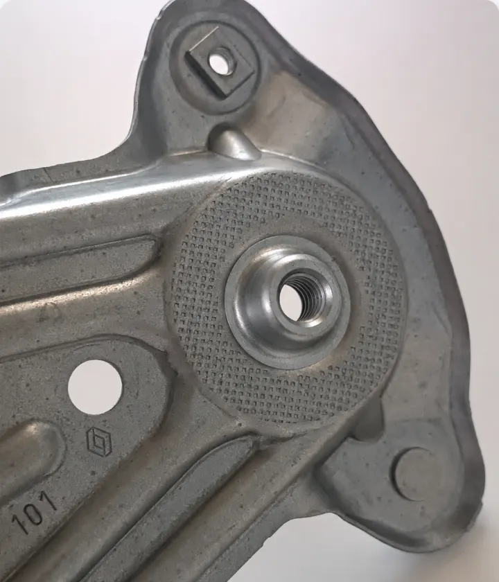 Dasselbe Bauteil mit fertigungsoptimiertem Design